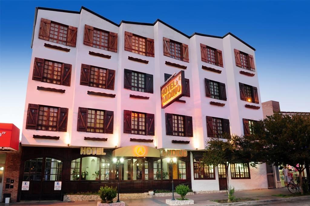 Andino Hotel Villa Carlos Paz Ngoại thất bức ảnh