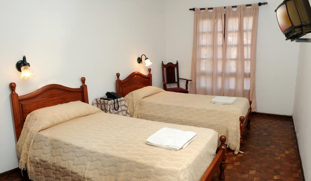 Andino Hotel Villa Carlos Paz Ngoại thất bức ảnh