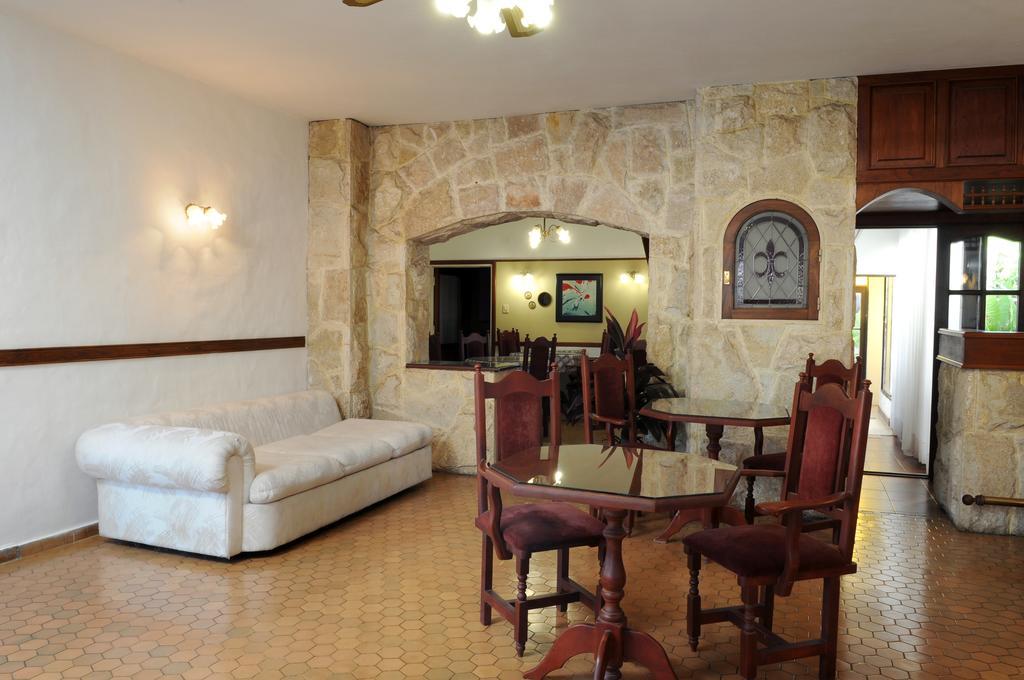 Andino Hotel Villa Carlos Paz Ngoại thất bức ảnh